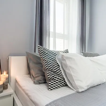 Elite Marine Cztery Oceany Apartment