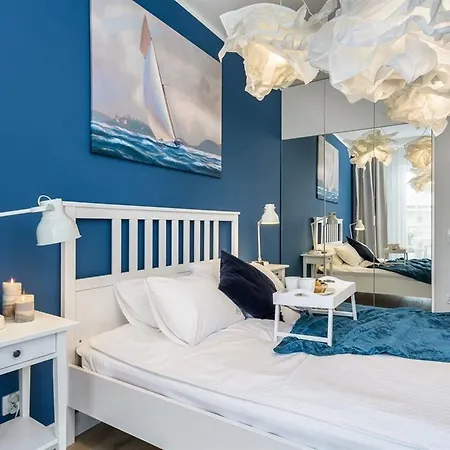 Elite Marine Cztery Oceany Apartment